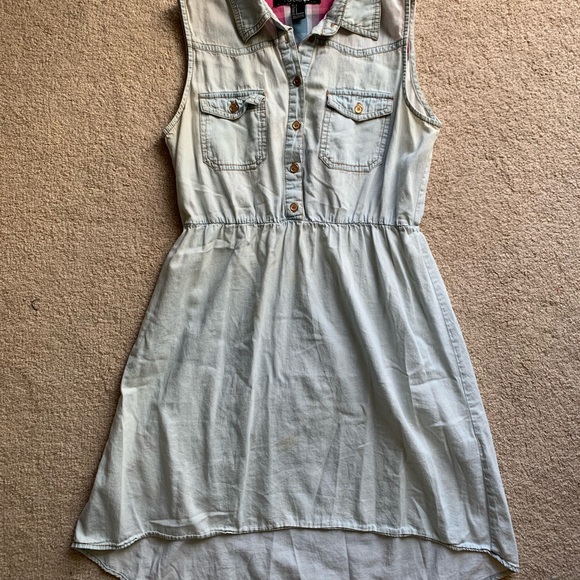 Sleeveless Lightwash Denim Dress - Picture 1 of 2